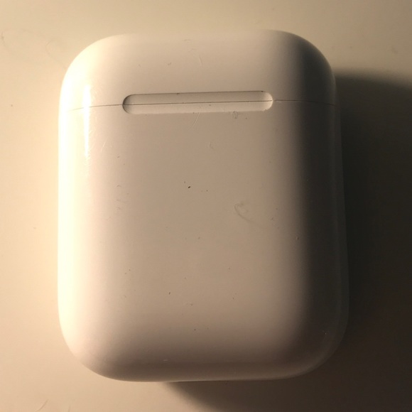 APPLE AIRPOD CASE